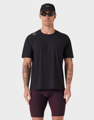 VNT Tee Black